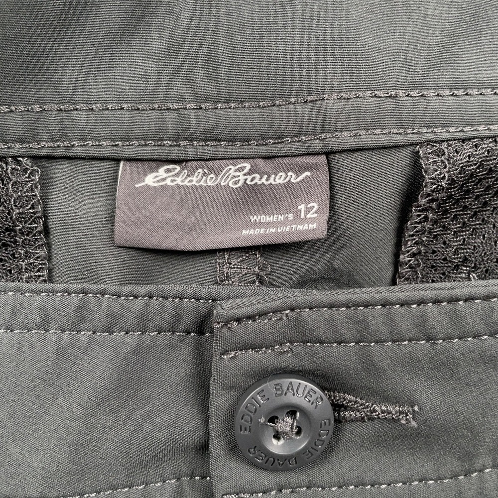 Eddie Bauer Olive Green Cargo Capris - Picture 7 of 9